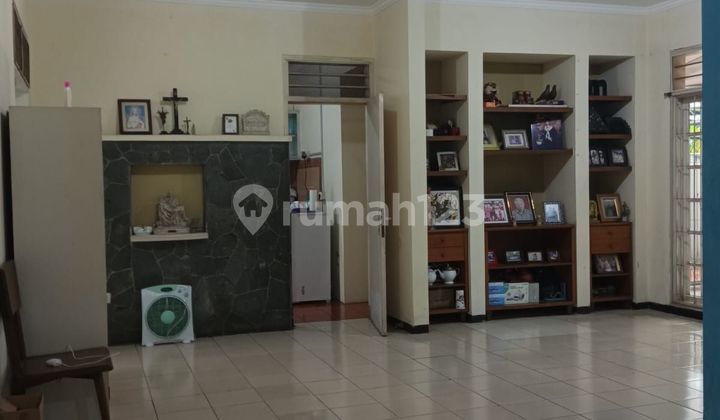 Rumah Hoek Baru di Renovasi 1.5 Lt di Bintaro Permai Jaksel SHM 2