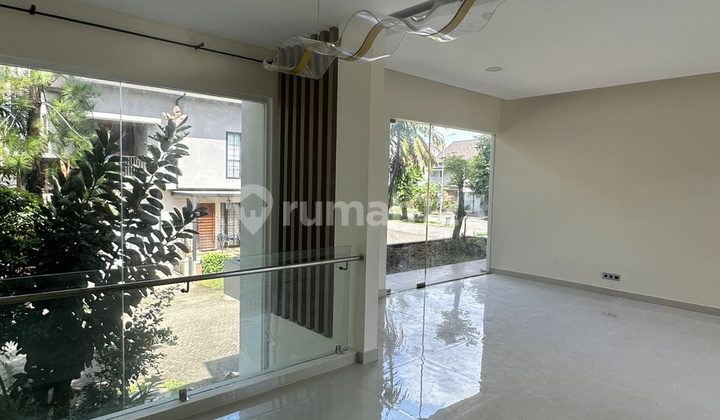 Rumah Mewah Baru Renov 3Lant Ada Pool Cluster Orchid Bintarosekt9