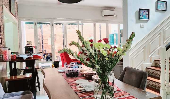 Rumah Cantik Bagus Turun Harga Cluster Emerald Bintaro Sektor 9