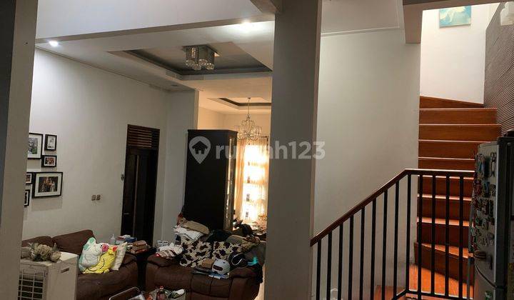 Rumah Cantik  Ada Taman 2 Lantai Di Puri Bintaro Sektor 9 Shm 2