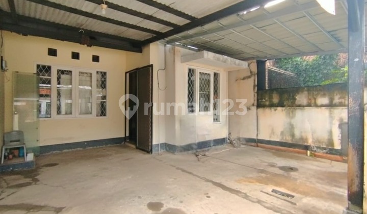 Rumah Jual Murah di Graha Raya Bintaro SHM Bebas Banjir Rumah Jual Murah di Graha Raya Bintaro SHM Bebas Banjir