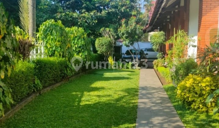 Rumah Mewah Turun Harga Ada Kolam Renang di Pondok Indah 2