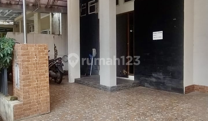House for Sale Cheap Ready to Occupy Within Cluster in Graha Rayatang Sel 2