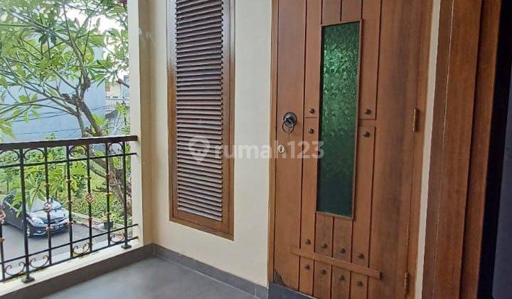 Rumah Bagus Kokoh Siap Huni 2lantai Di  Bintaro Sektor 9 Shm 1