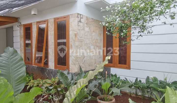 Rumahbagus Ready-to-Occupy 2-Story House in Jagakarsa, South Jakarta with SHM