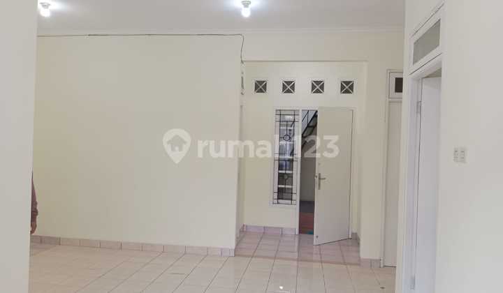 Sell Ready-to-Live House in Graha Raya Cluster, Tangsel Sell Ready-to-Live House in Graha Raya Cluster, Tangsel