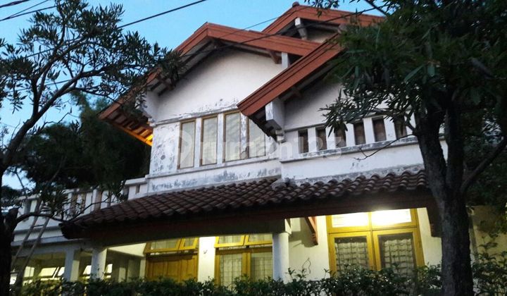 Rumah Second Halaman Luas Di River Park Bintaro Jayasektor 7shm 2