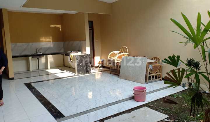 Rumah 2 lantai di Holis Cigondewah, Bandung. 2