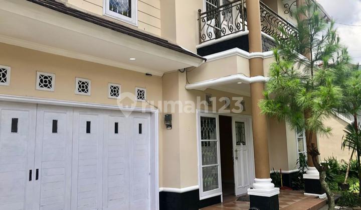 Two-Story House Batununggal Indah