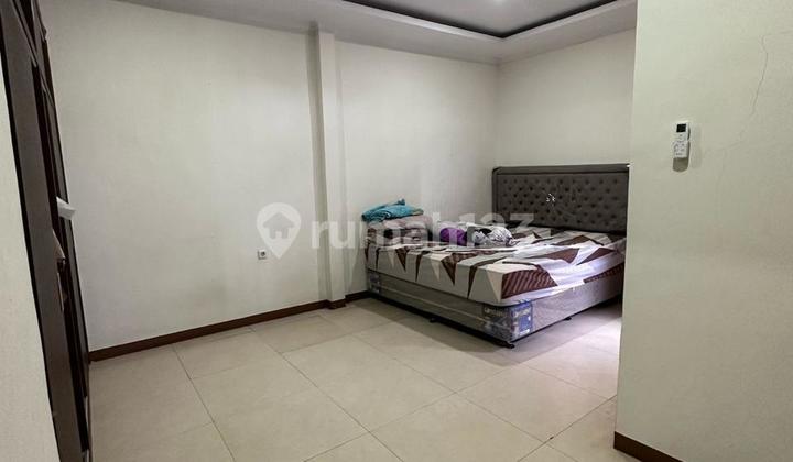 Rumah Siap Huni 3 Lantai di Taman Rahayu Regency 2