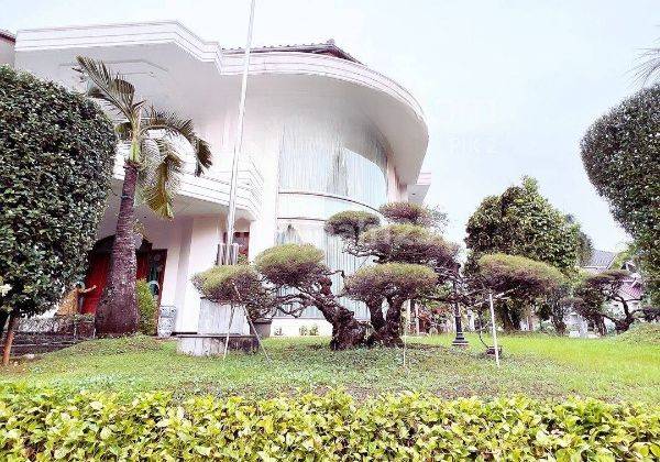 Jual Rumah Elit LT 1200 m2, area Kelapa Gading, Jakarta Utara 1
