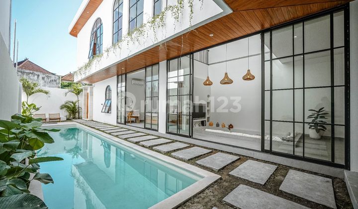 Luxury 3br Mediterranean Villa In Canggu Area With Private Pool Luxury 3br Mediterranean Villa In Canggu Area With Private Pool