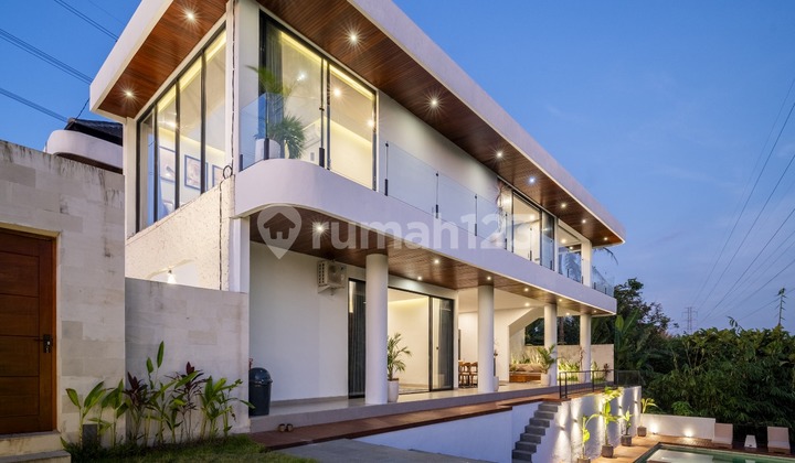 Villa Mewah di Area Kedungu Canggu Bali, 3 Kamar Tidur dengan Kolam Renang Pribadi
