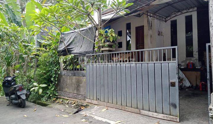 Dijual Cepat Rumah 2 Kamar - Peguyengan Kangin - Murah, Strategis 1