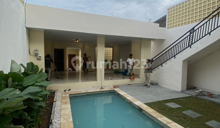 Modern Minimalist Tropical Villa in Sanur Bali, 3BR Private Pool with SHM
