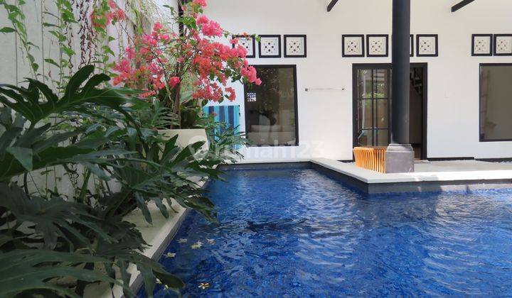 VILLA FOR RENT, 2 BEDROOMS + POOL, FULL FURNISHED IN KEROBOKAN 1