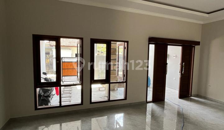 Rumah Modern 3 Kamar Di Sesetan Denpasar - Nyaman & Strategis 2