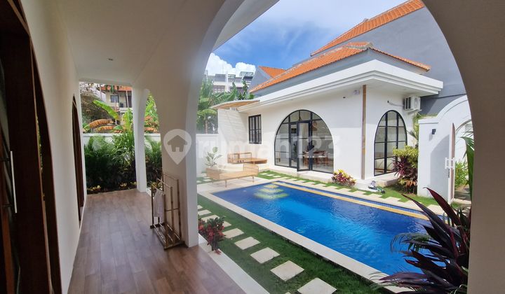 Villa Mewah 2 Kamar Tidur di Berawa Canggu dengan Kolam Renang Pribadi Bali Villa Mewah 2 Kamar Tidur di Berawa Canggu dengan Kolam Renang Pribadi Bali