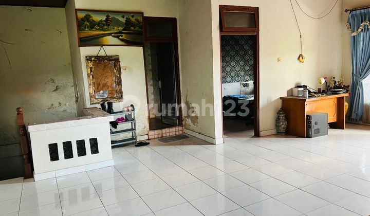 Rumah Second 2 Lantai 3 Kamar di Denpasar Barat Bali Freehold SHM 2
