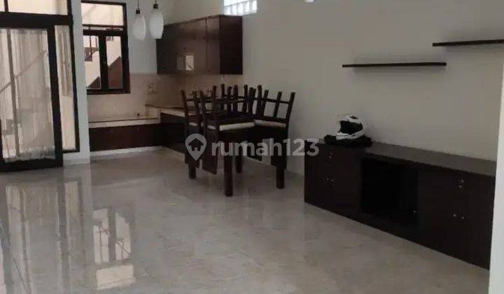 Rumah Semi Furnished di Komplek Batumas Mengger Girang  1