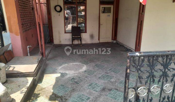 Rumah Strategis ditengah Kota Sayap Jl Ciateul Bandung 1