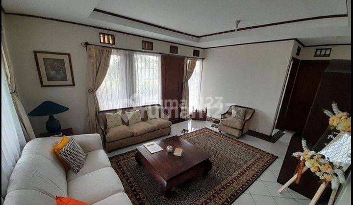  Rumah Tinggal Villa Sejuk di Lembah Dago Pakar View Bandung 1