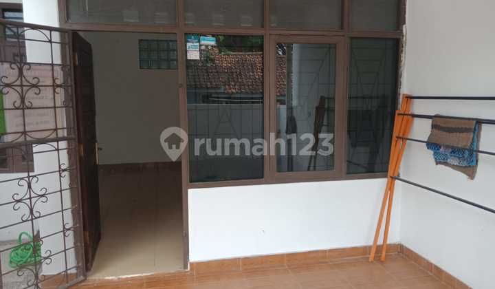 Rumah Siap Huni Lokasi : Komplek Suryalaya Bandung