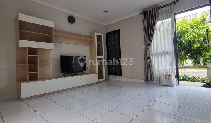Rumah Summarecon Semi Furnished  2