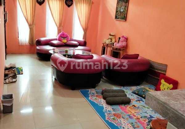 Rumah Bagus Terawat di margacinta buah batu 1