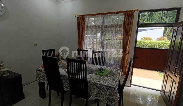 Rumah Asri Terawat Gegerkalong 2