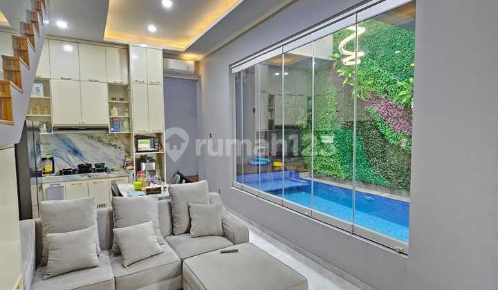 Rumah Cantik Cluster Lavesh Harapan Indah Bekasi, full furnish dan ada pool kualitas bagus