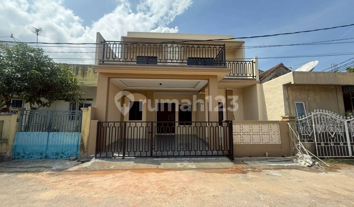 Rumah Cantik New Renovasi2 Lantai Plamo Garden, Batam Center