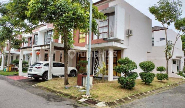 Rumah 2 Lantai Bagus HGB di Grand Orchid Residence, Batam 1