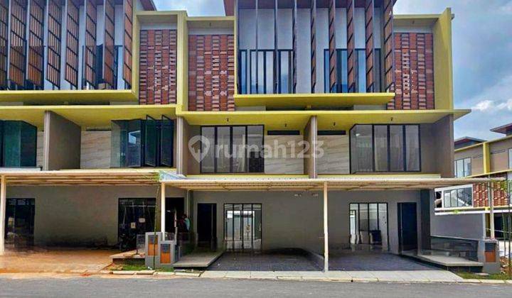 Rumah 3 Lantai Baru Unfurnished HGB di The Icon Central, Batam  1