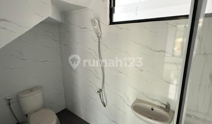 Dijual Rumah 2 Lantai Hook di Grand Mansion, Pasir Putih, Batam Center