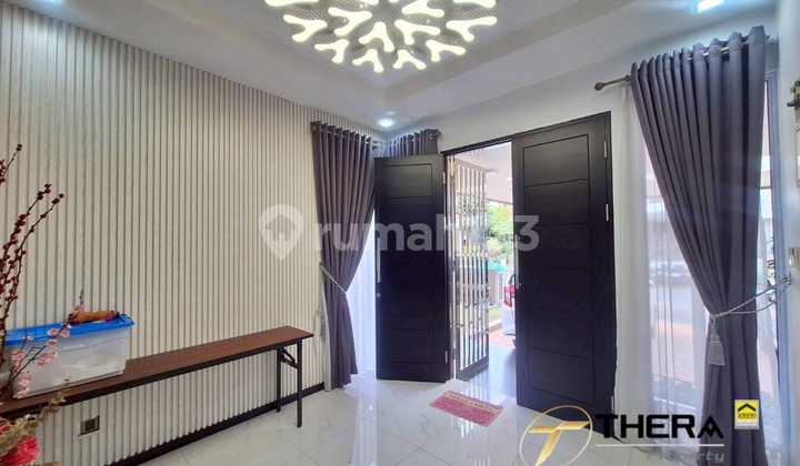 Rumah Hook 2 Lantai Full Furnished di Royal Grande, Batam Center 2