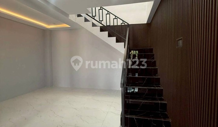 Beautiful House New Renovation 2 Floors Plamo Garden, Batam Center 2