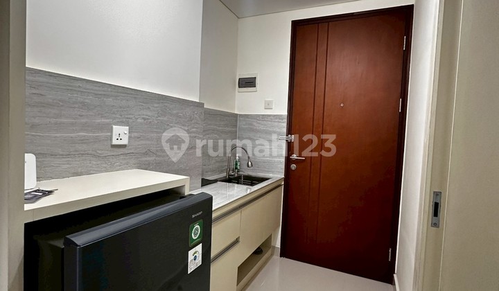 For Sale and For Rent: Fully Furnished Studio Unit at Pollux Habibie, Batam Center 2