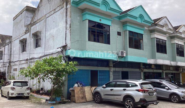 Ruko 2,5 Lantai Full Keramik Pusat Kota Dijual di Jl. Tuanku Tambusai Pekanbaru 1