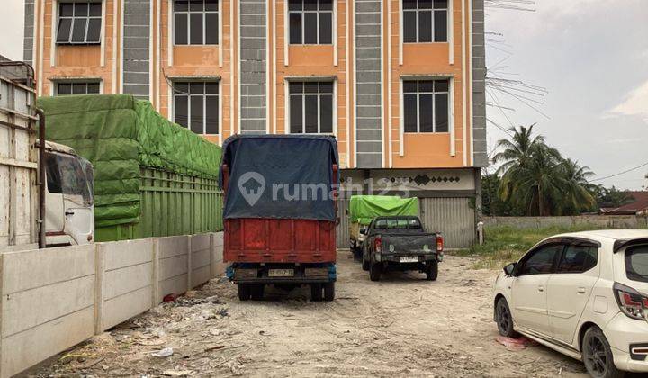 Ruko 3 Lantai Kosong Dijual di Jl. Soekarno Hatta Ujung Marpoyan Damai 1