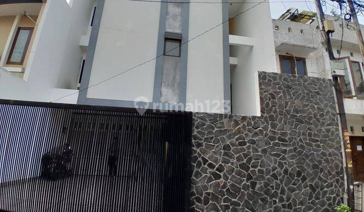 Dijual Rumah Di Patal Senayan Kebayoran Lama Jakarta Selatan 1