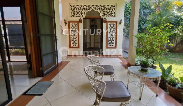 Luxury 2-Story House in a Complex in Pondok Labu, South Jakarta