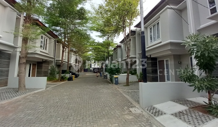 Rumah Baru Dalam Townhouse Ekslusif Asri&Nyaman di Kebagusan