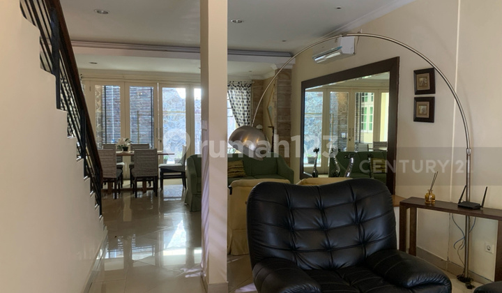 Rumah 2 Lantai Furnished Di Area Pondok Indah 2