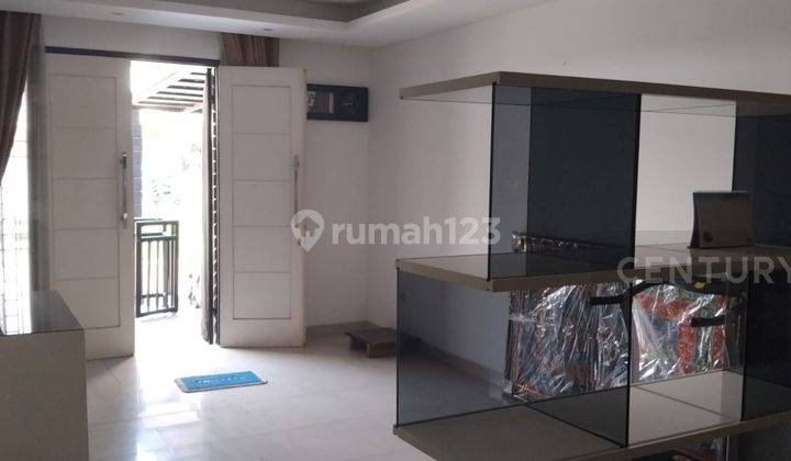 Rumah 2 Lantai SHM Di Raffles Hills Cibubur 2