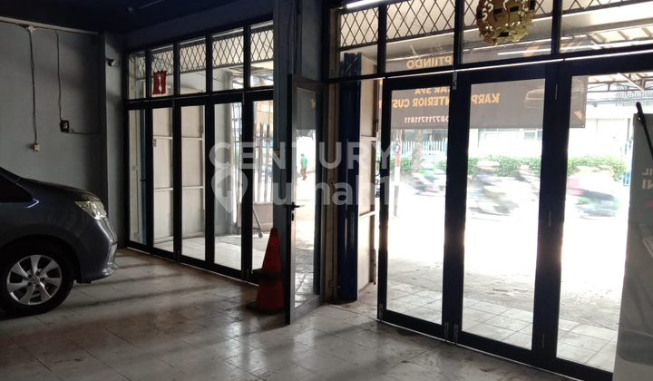 Ruko Gandeng 3 Lokasi Diantara Pondok Indah Dan Bintaro Ruko Gandeng 3 Lokasi Diantara Pondok Indah Dan Bintaro