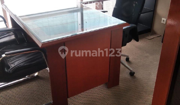 Ready-to-Use Office in Kuningan Tower – Premium Location