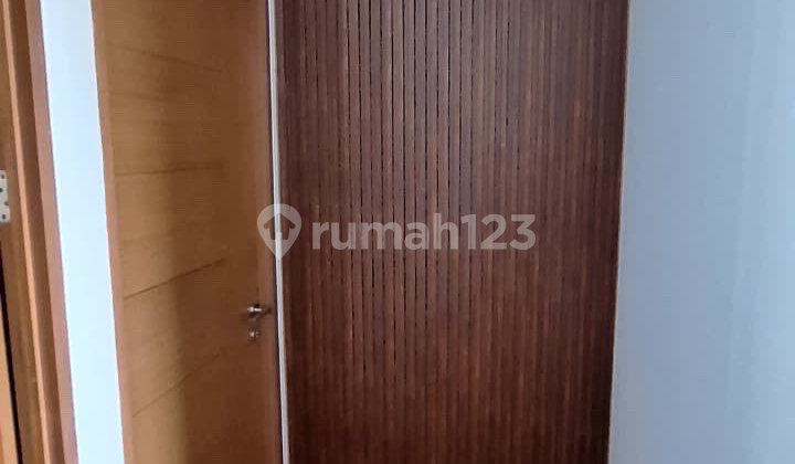 2 BR Apartment Hampton's Park Furnished Luxury For Sale 2