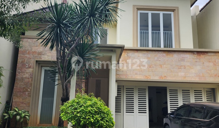 Rumah Gaya Bali Dalam Compound Di Pejaten Barat, Jaksel