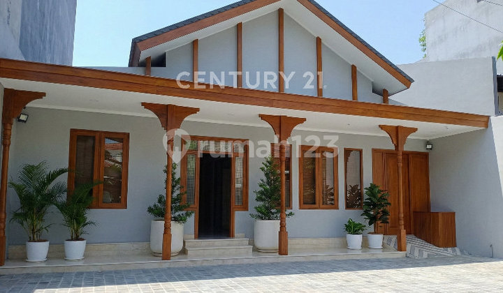 Furnished Office House Ready to Use for Rent in Kebayoran Baru